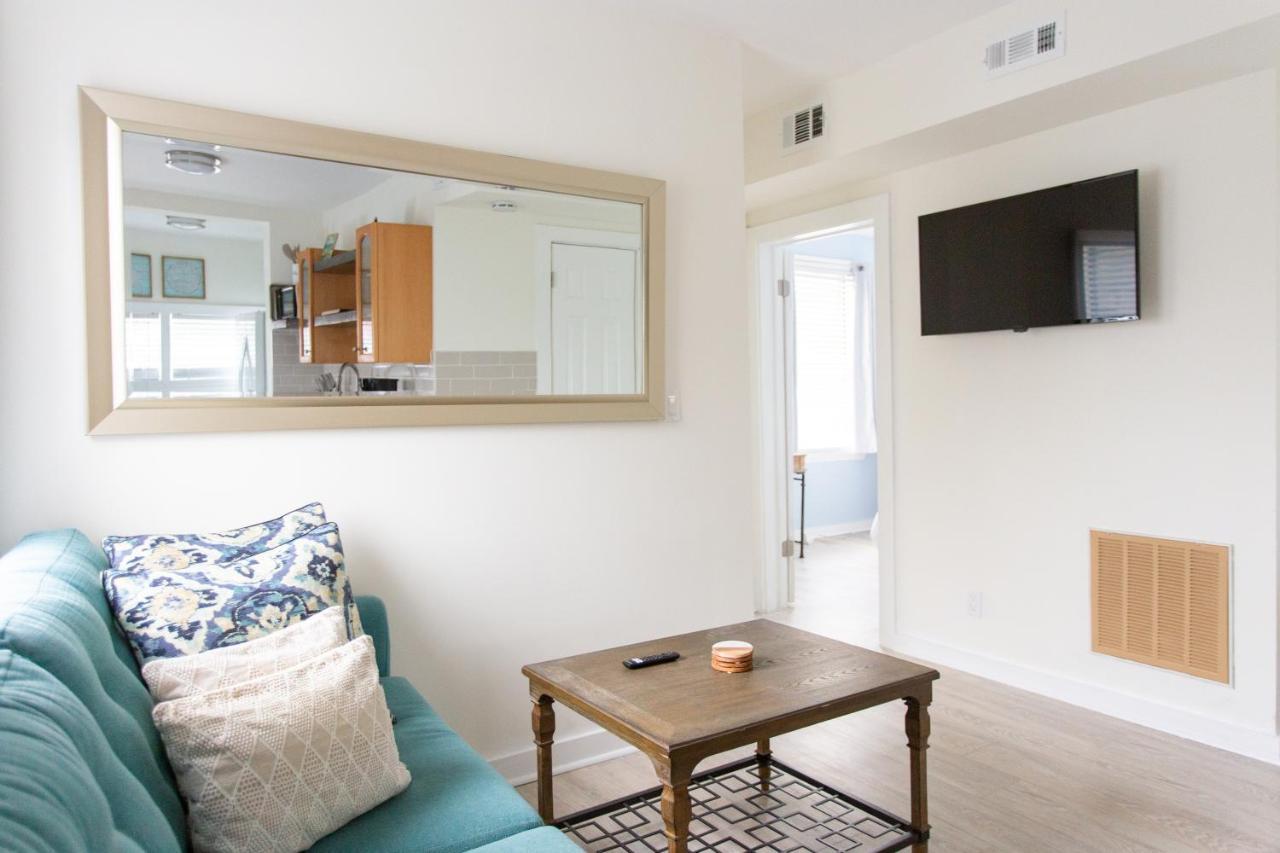 Central & Comfortable Home Walk To The Beach! Jacksonville Beach Esterno foto