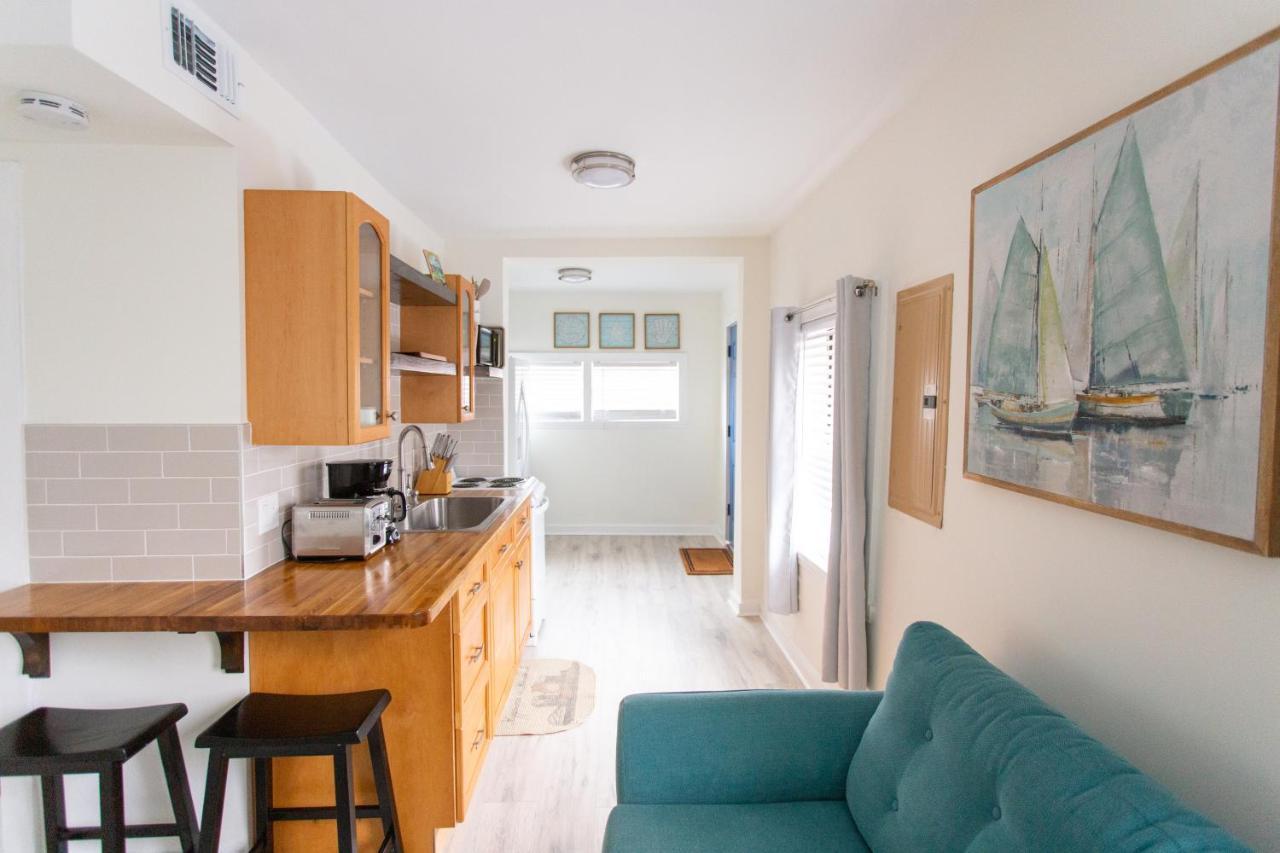 Central & Comfortable Home Walk To The Beach! Jacksonville Beach Esterno foto