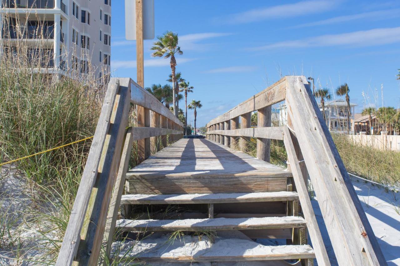 Central & Comfortable Home Walk To The Beach! Jacksonville Beach Esterno foto